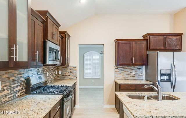 14208 Pawnee Court, Clint, TX 79836