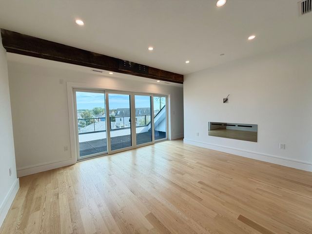 1001 Shirley St 4, Winthrop, MA 02152