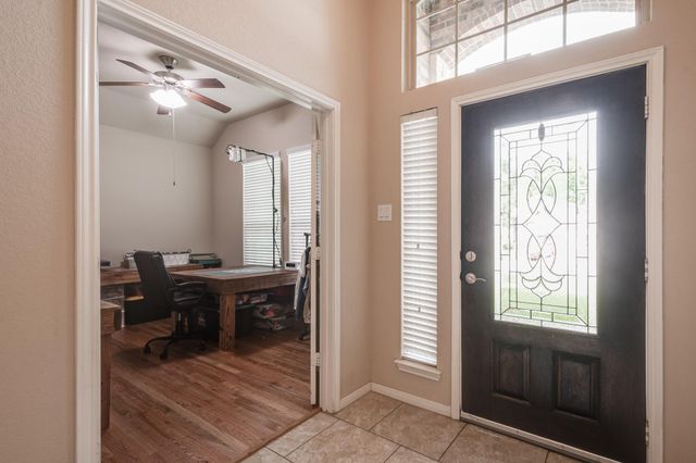 18714 Deer Trace Drive, Crosby, TX 77532