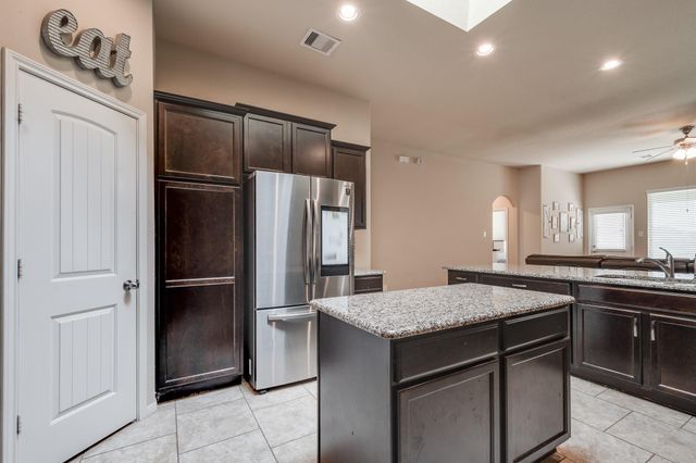 18714 Deer Trace Drive, Crosby, TX 77532