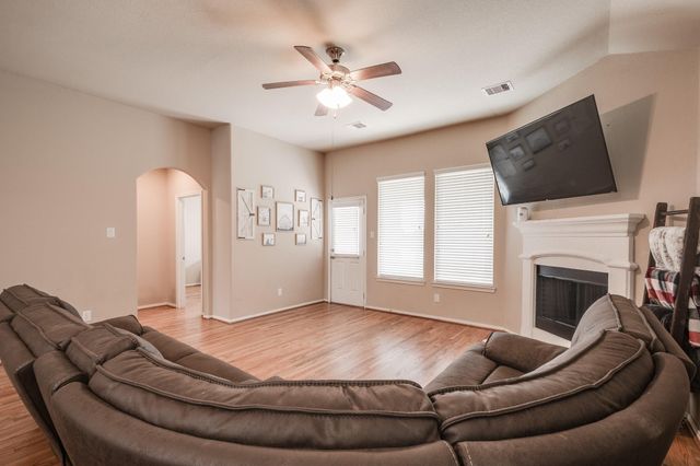 18714 Deer Trace Drive, Crosby, TX 77532
