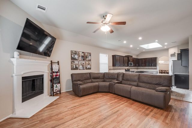 18714 Deer Trace Drive, Crosby, TX 77532