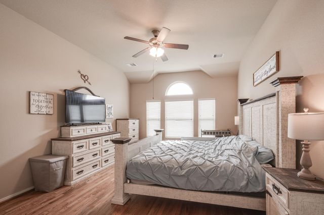 18714 Deer Trace Drive, Crosby, TX 77532