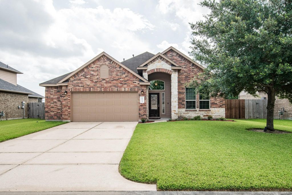 18714 Deer Trace Drive, Crosby, TX 77532