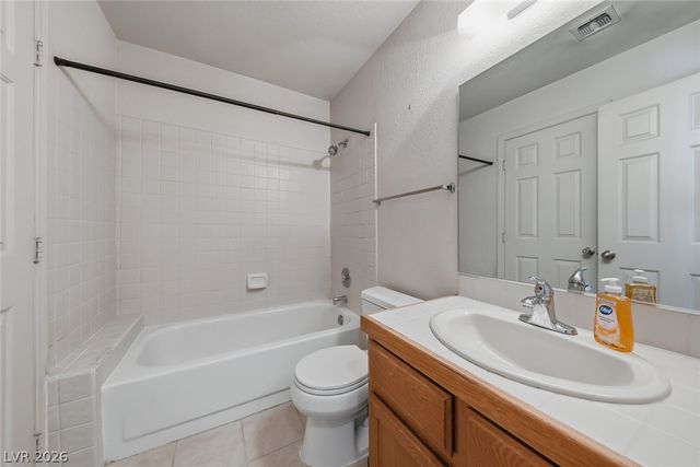 4987 Strauss Drive, Las Vegas, NV 89146