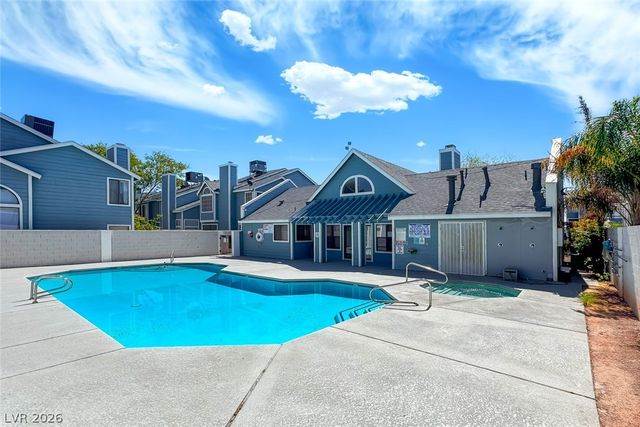 4987 Strauss Drive, Las Vegas, NV 89146