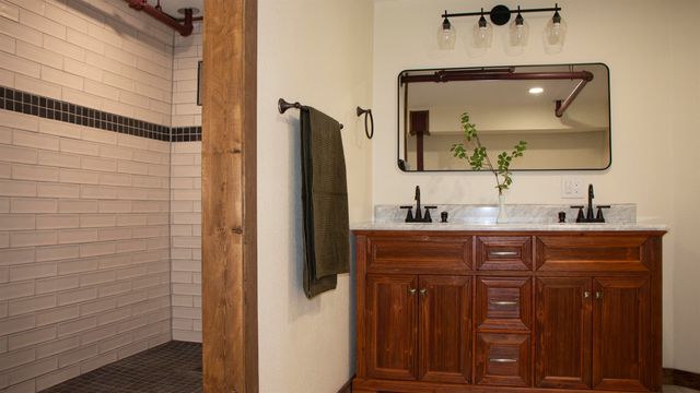 423 W 1st Ave, Spokane, WA 99201