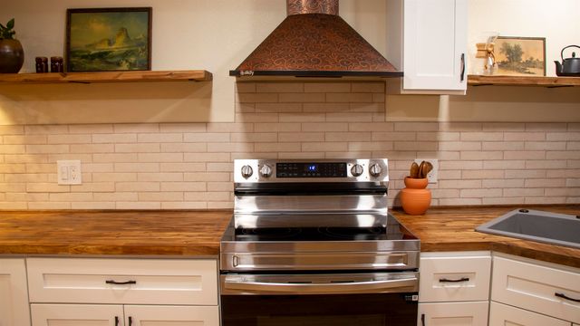 423 W 1st Ave, Spokane, WA 99201