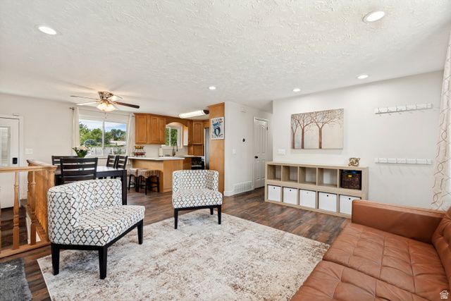 7222 S ROBIN WAY, West Jordan, UT 84084