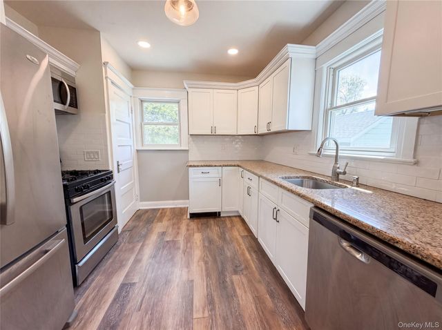 43 Highland Avenue, Patchogue, NY 11772