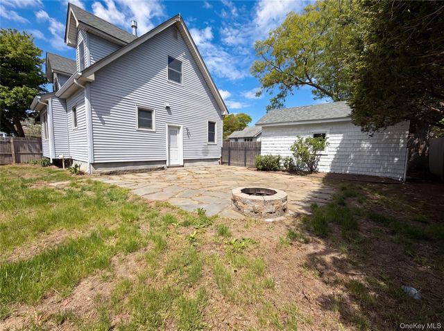 43 Highland Avenue, Patchogue, NY 11772