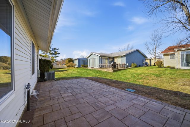 398 Fuchsia Plaza 398C, Monroe, NJ 08831