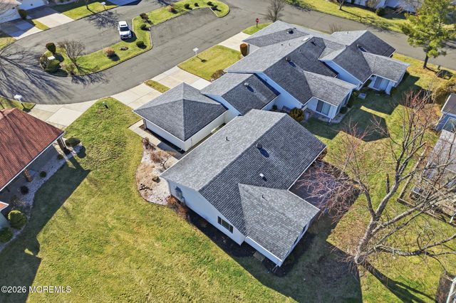 398 Fuchsia Plaza 398C, Monroe, NJ 08831