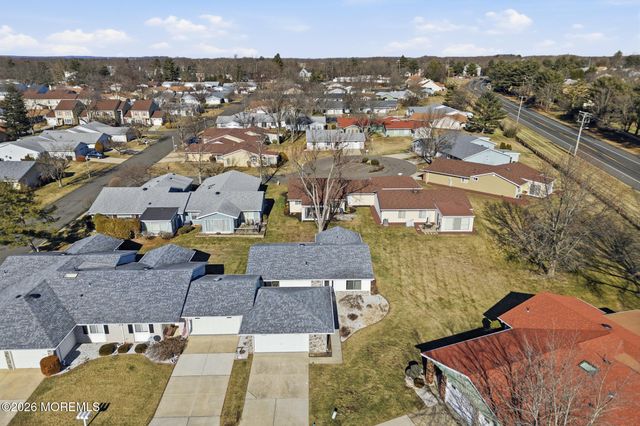 398 Fuchsia Plaza 398C, Monroe, NJ 08831