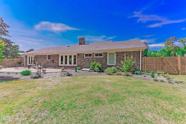 164 Friendly Drive, Wallace, NC 28466