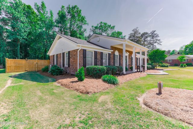 164 Friendly Drive, Wallace, NC 28466