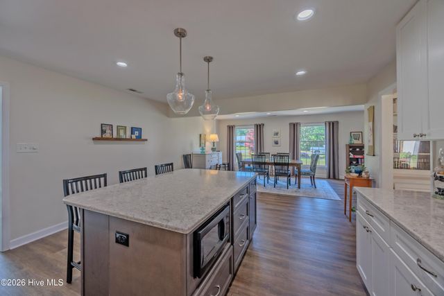 164 Friendly Drive, Wallace, NC 28466