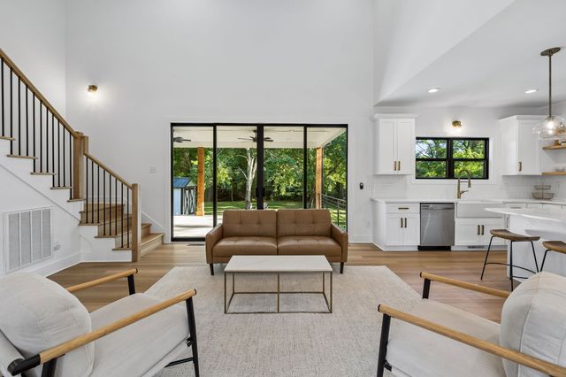 225 Derby Ln, Franklin, TN 37069