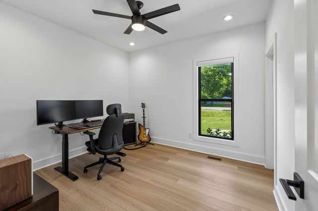 225 Derby Ln, Franklin, TN 37069