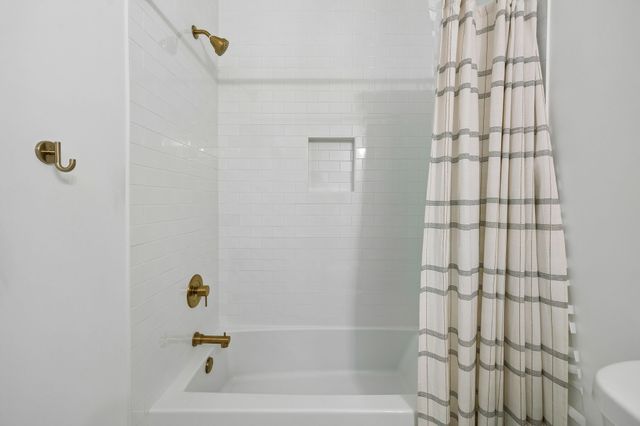 225 Derby Ln, Franklin, TN 37069