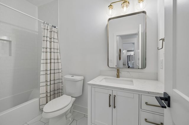 225 Derby Ln, Franklin, TN 37069