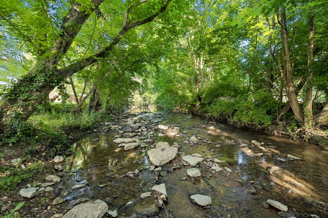 225 Derby Ln, Franklin, TN 37069
