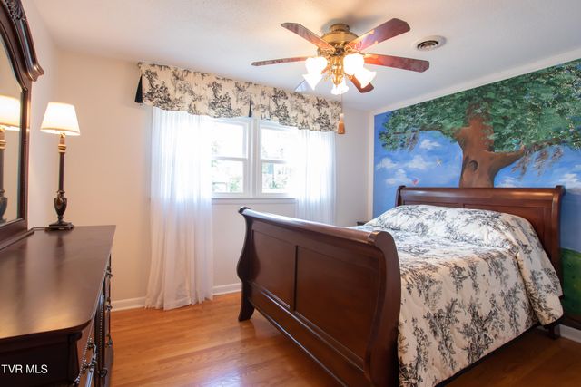 105 Dale Place, Bristol, TN 37620