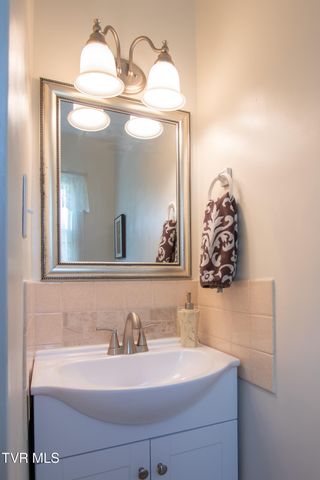 105 Dale Place, Bristol, TN 37620