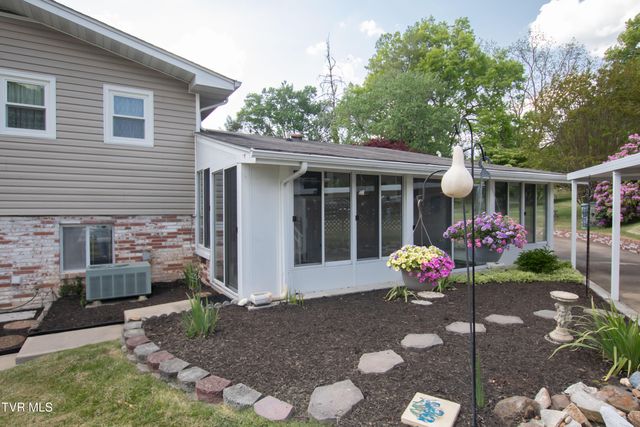 105 Dale Place, Bristol, TN 37620