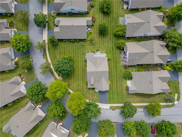 51 Glenmoor Circle North, Palmer Twp, PA 18045