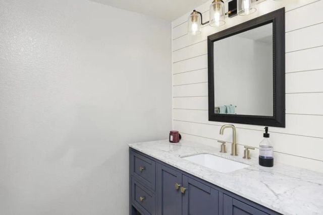 2129 Avenida Del Cielo, Alpine, CA 91901