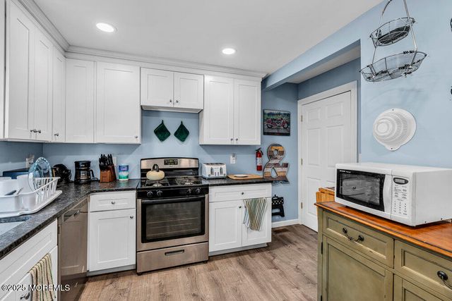 1208 Pine Tree Way, Belmar, NJ 07719