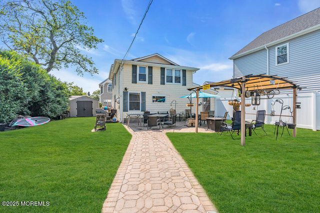 1208 Pine Tree Way, Belmar, NJ 07719
