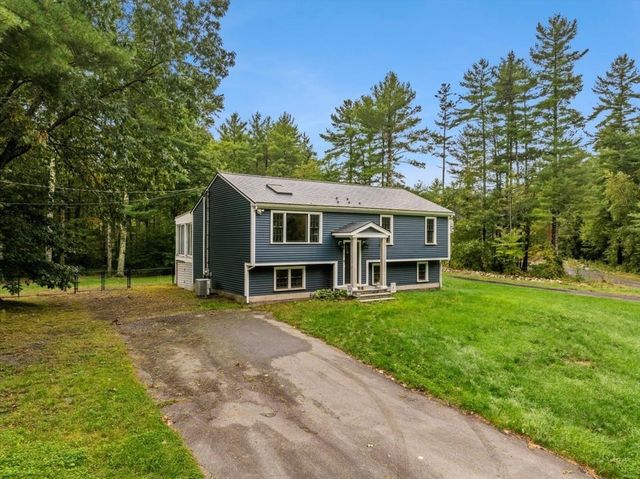 49 Benson St, Middleboro, MA 02346