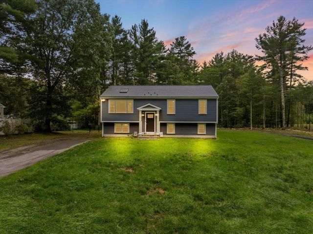 49 Benson St, Middleboro, MA 02346