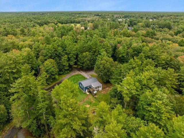 49 Benson St, Middleboro, MA 02346