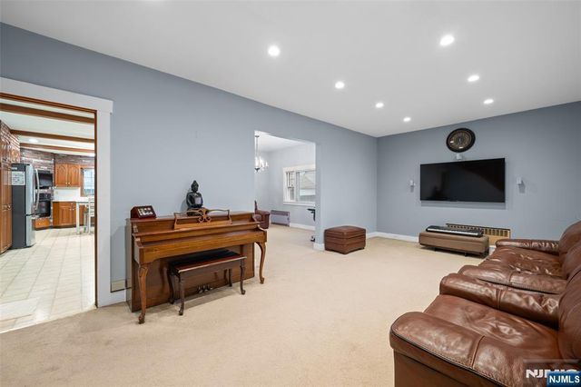224 Luddington Avenue, Clifton, NJ 07011