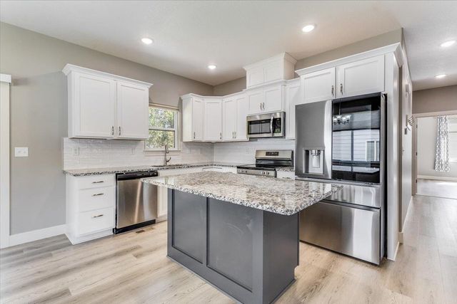 13529 E Rose St, Wichita, KS 67230