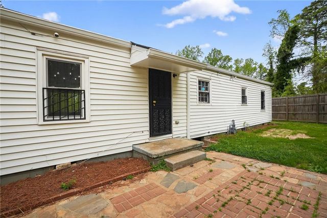 2252 Beecher Circle SW, Atlanta, GA 30311