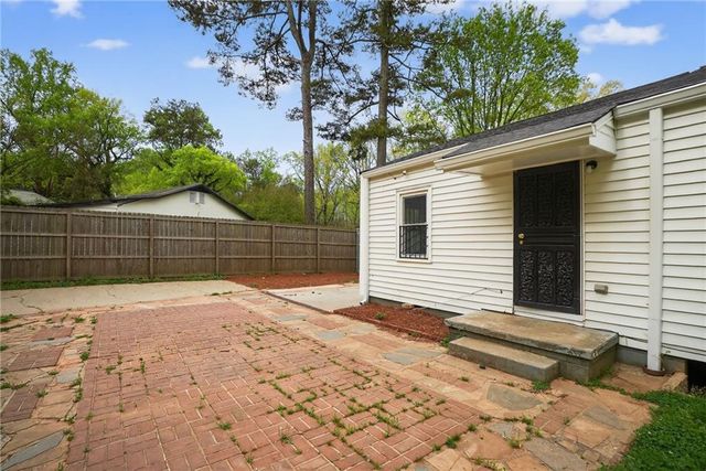 2252 Beecher Circle SW, Atlanta, GA 30311