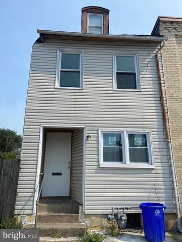 1517 WALNUT ST, Harrisburg, PA 17103