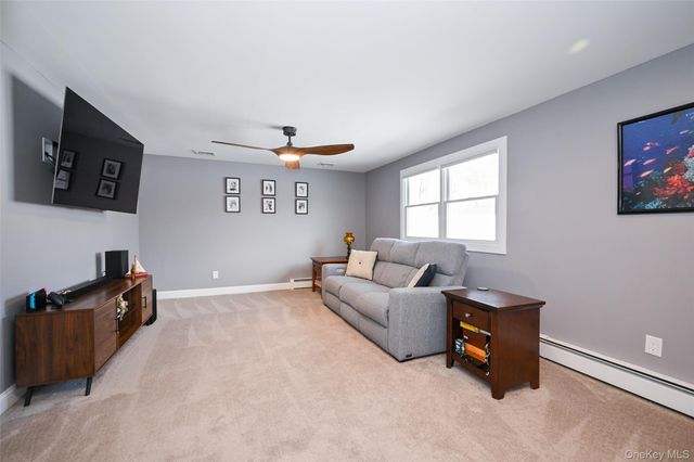 501 Johnson Avenue, Ronkonkoma, NY 11779