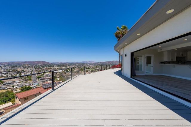 1110 Monterey Drive, El Cajon, CA 92020