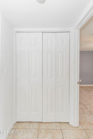 1646 RICK RHODES Drive, El Paso, TX 79936