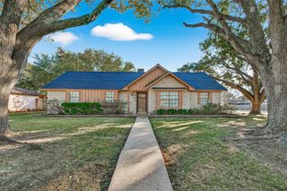 3502 Glenmeadow Drive, Rosenberg, TX 77471