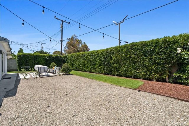 2135 Parsons Street, Costa Mesa, CA 92627