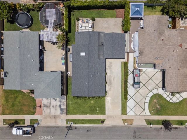 2135 Parsons Street, Costa Mesa, CA 92627