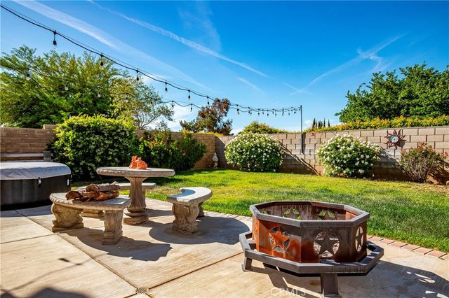 4109 Victoria Lane, Lancaster, CA 93536
