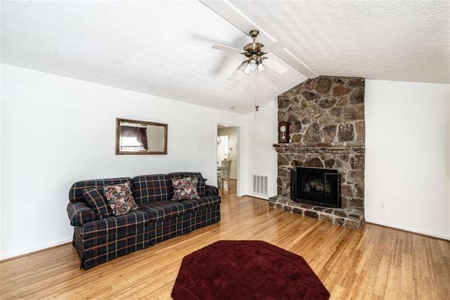 36 Ramblewood Drive, Silver Creek, GA 30173