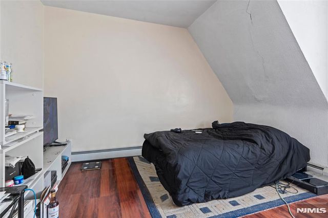 10 Treacy Avenue, Newark, NJ 07108